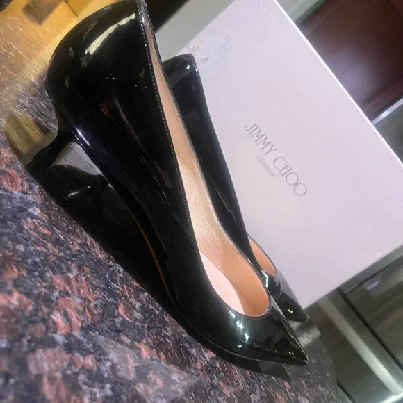 Jimmy Choo Black Kitten Heels Sleek Design - Picture 2 of 3